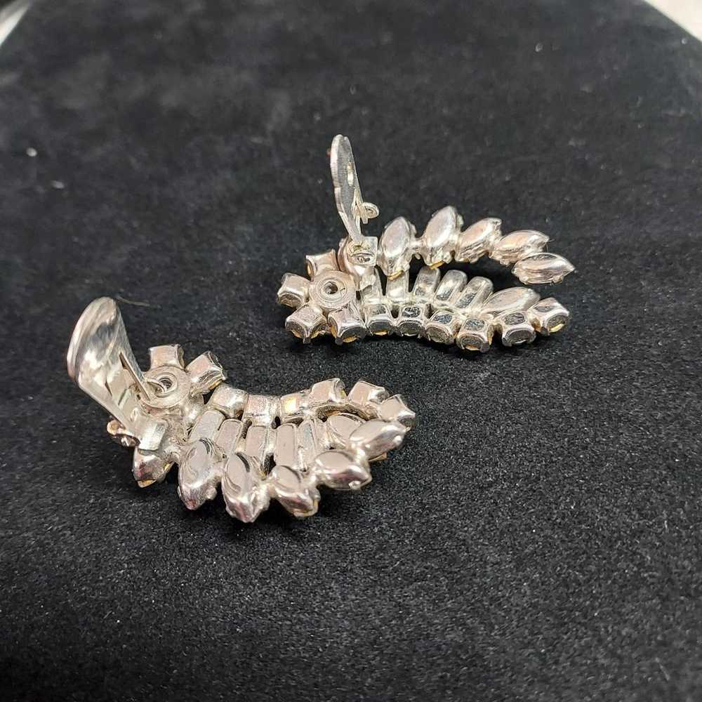 Vintage Rhinestone Clip On Earrings Statement Gli… - image 9