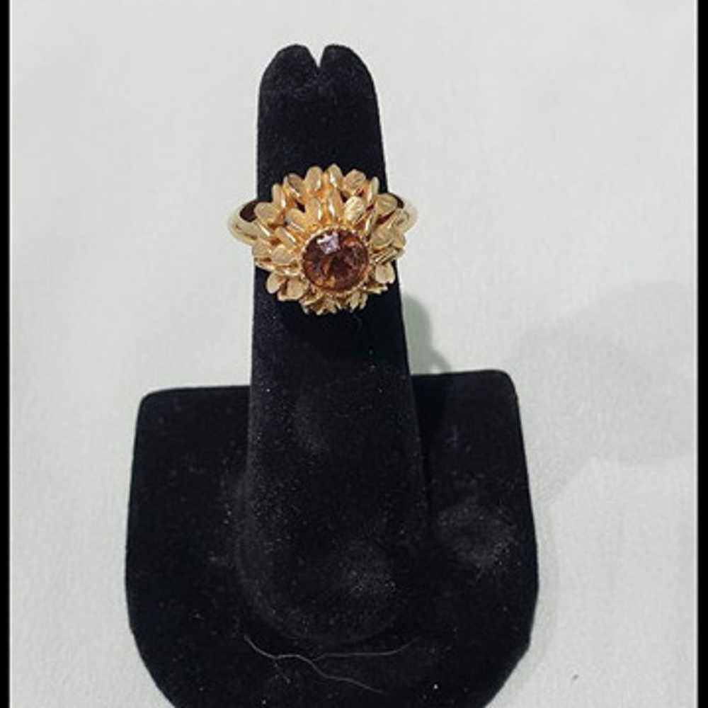 Vintage Avon Ring "Sunflower" (Size 7.5) - image 4