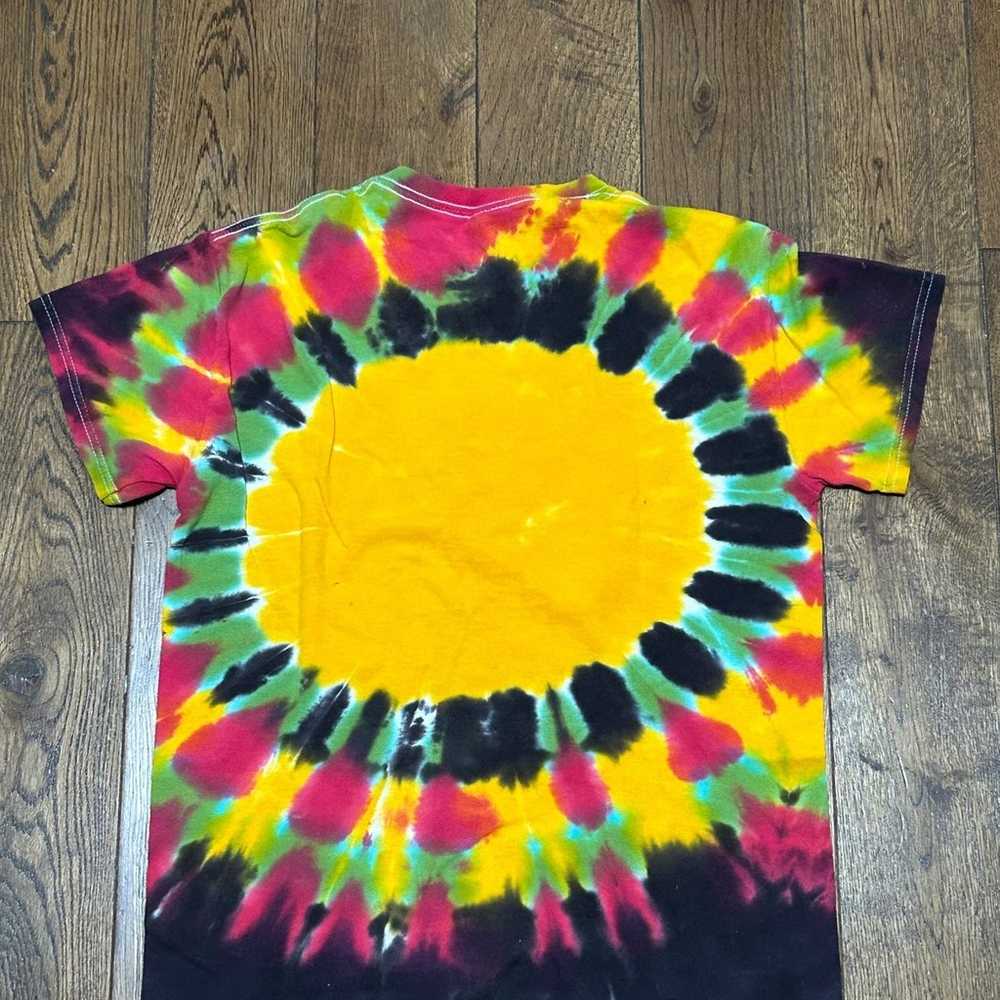 Vintage y2k Tie-dye graphic shirt with cool desig… - image 4