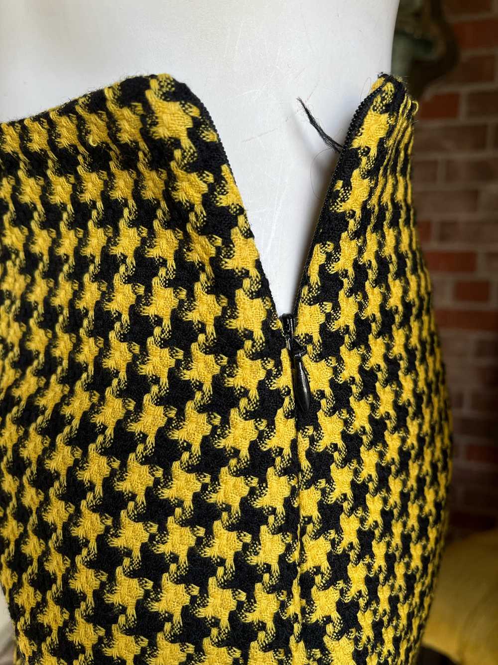 Y2K Yellow Tweed Georges Marciano - image 6