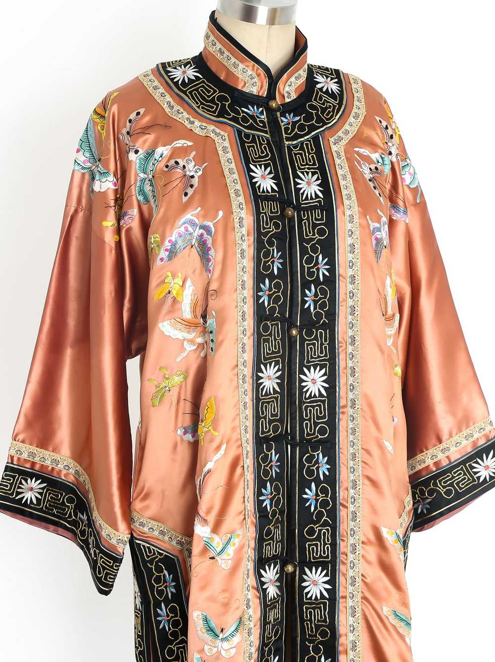 Hand Embroidered Chinese Silk Robe - image 5