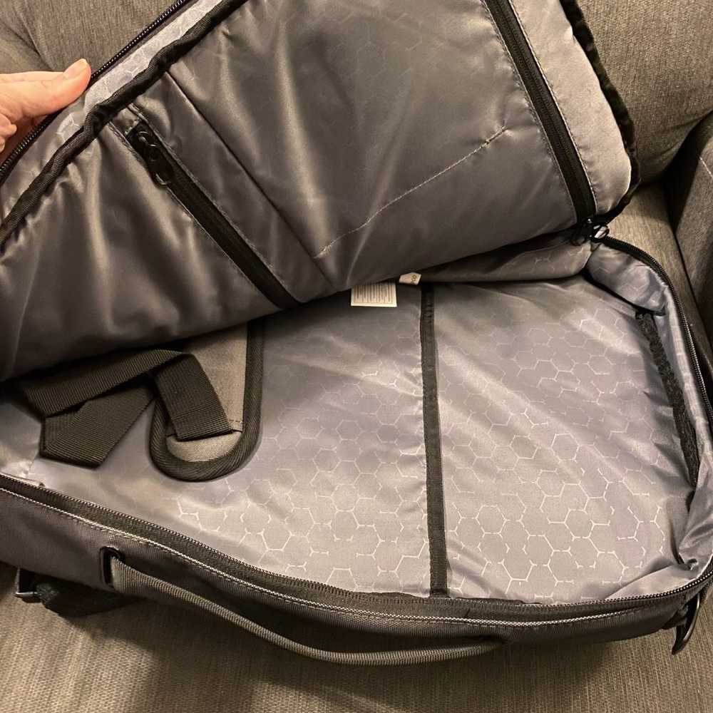 ogio backpack - image 7