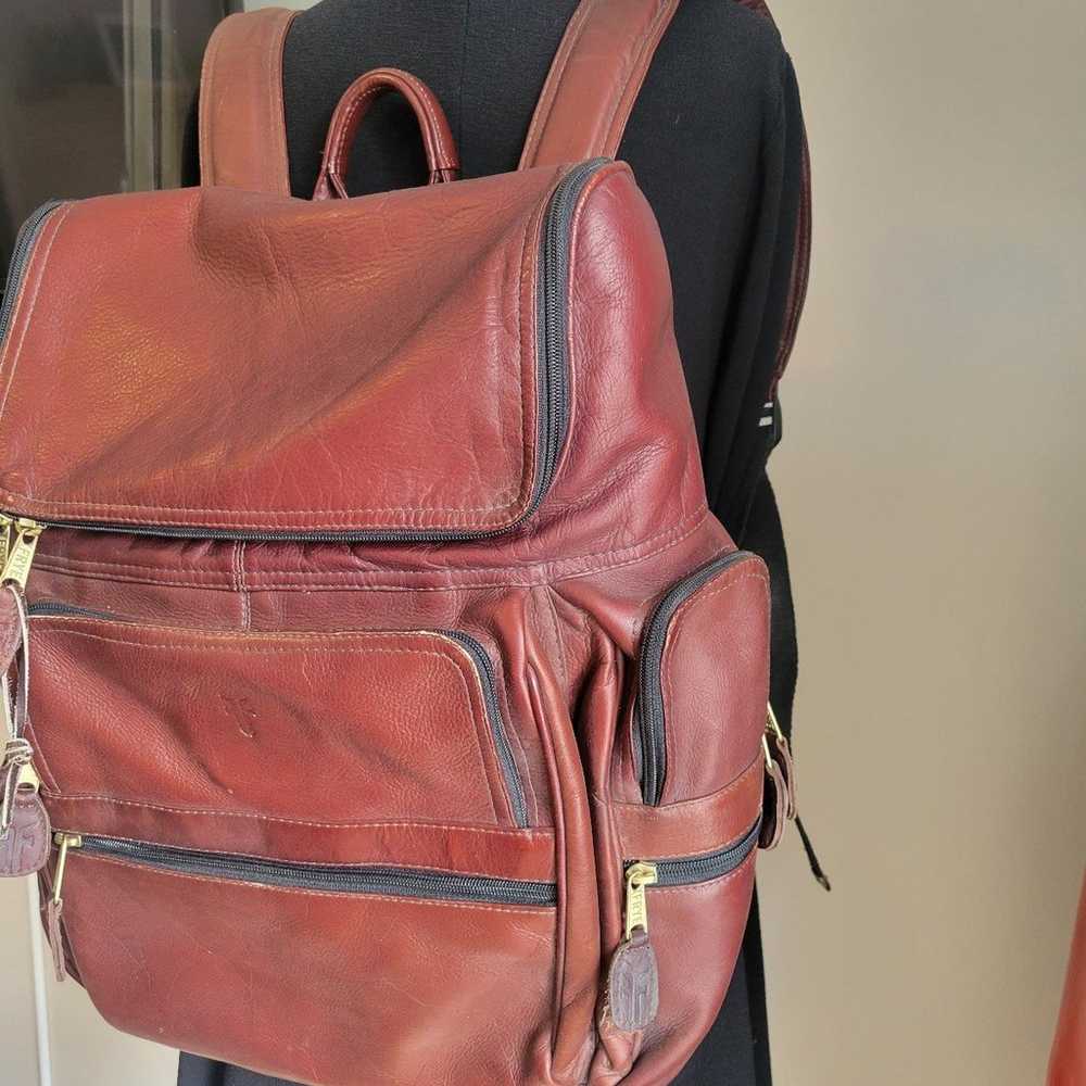 backpack - image 2