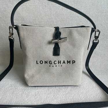 NWT Longchamp Essential Toile Bucket Bag