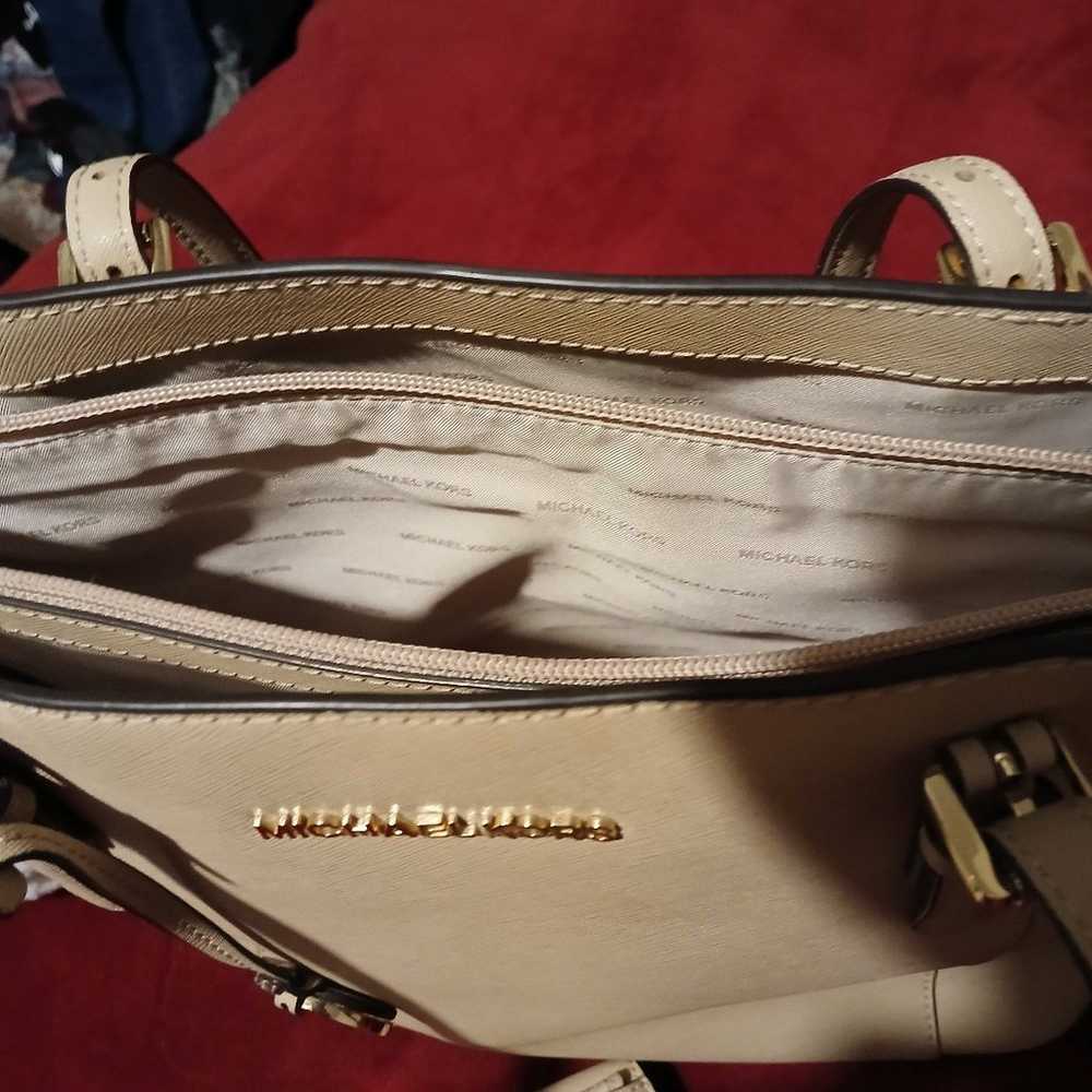 Michaels kors purse and matching wallet, DUST BAG… - image 6