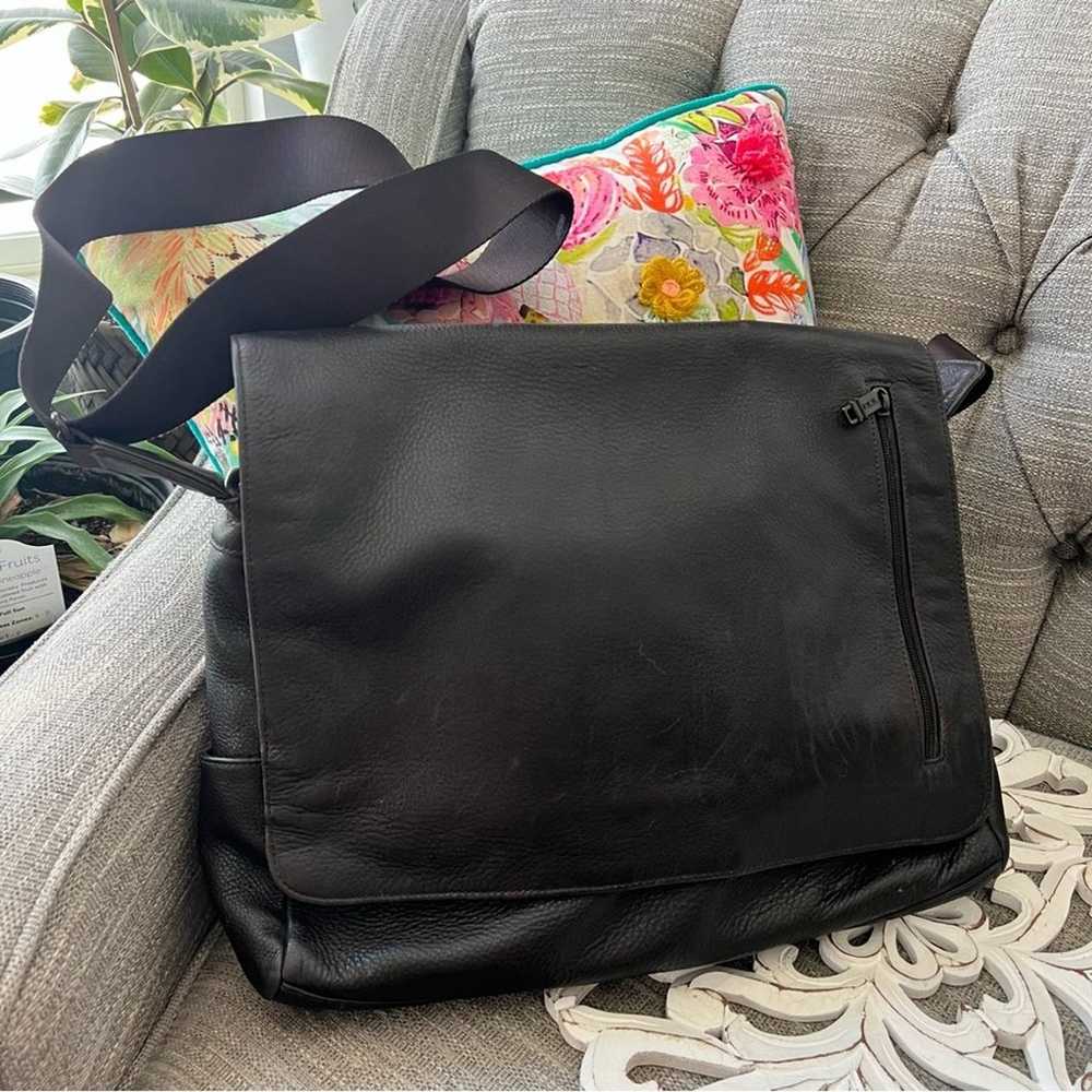 Tumi Leather Laptop Crossbody Handbag Purse Bag - image 3