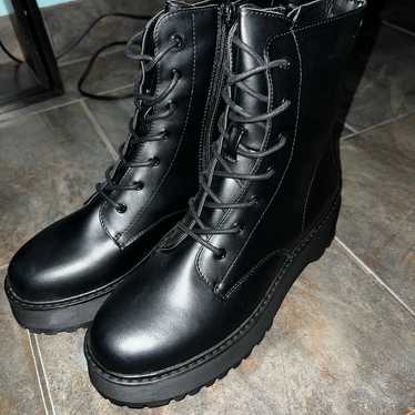 Black lace up combat boots - image 1