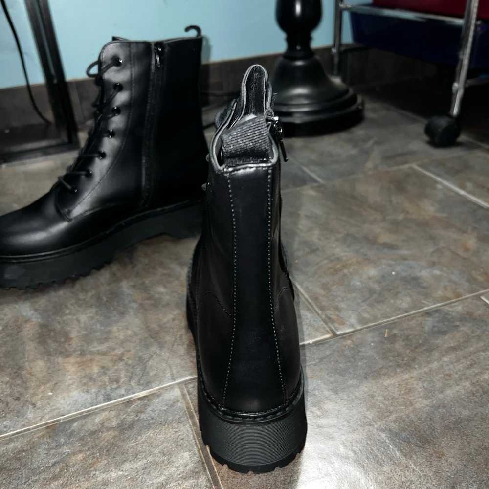 Black lace up combat boots - image 5