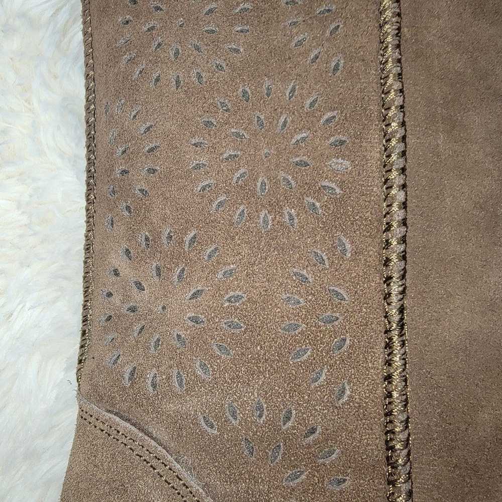 Bearpaw Amie tall suede & wool blend boots size 10 - image 8