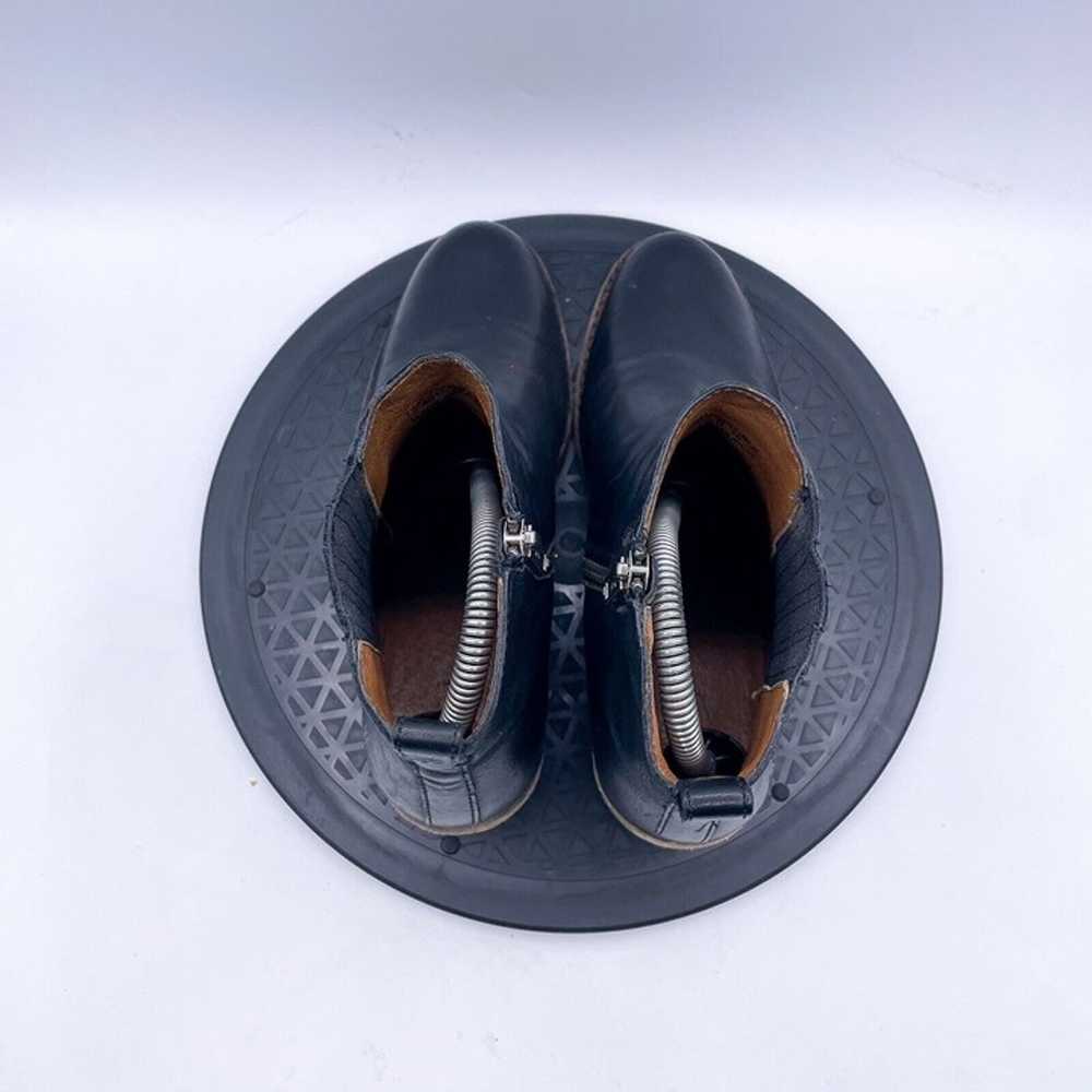 Frye black leather alton heeled chelsea ankle boo… - image 10