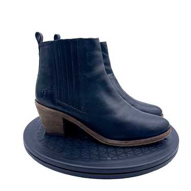 Frye black leather alton heeled chelsea ankle boo… - image 1
