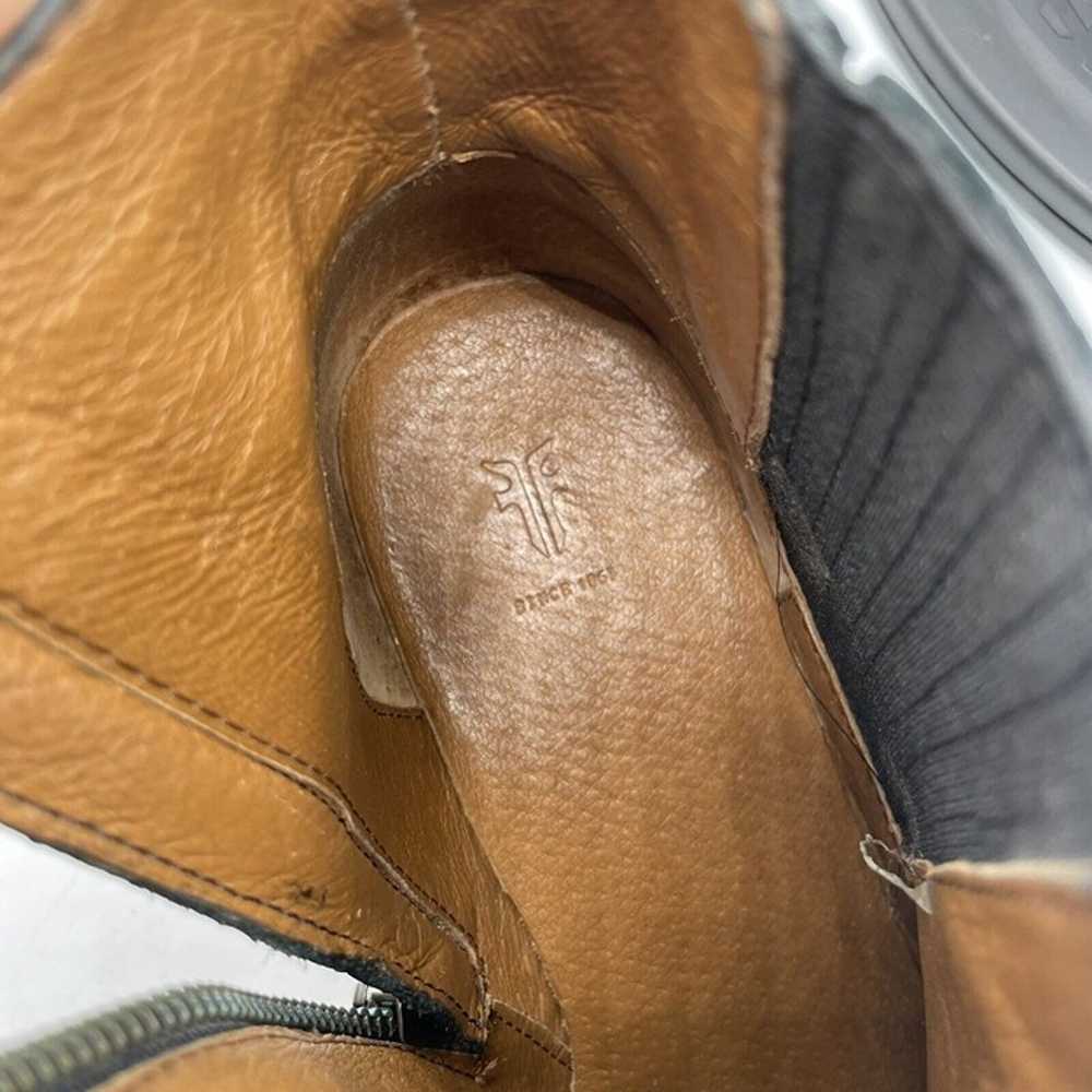 Frye black leather alton heeled chelsea ankle boo… - image 8