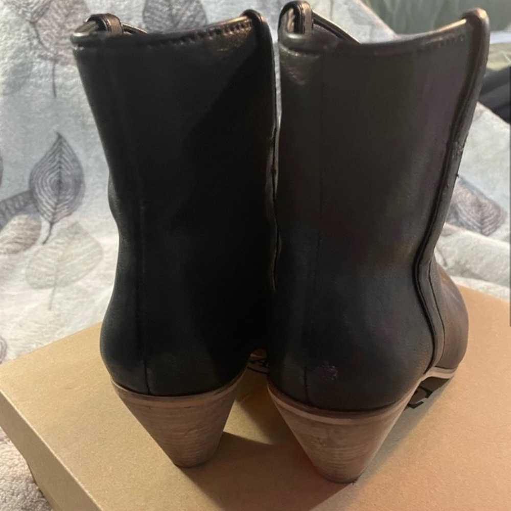 Frye and co pull tab booties - image 3