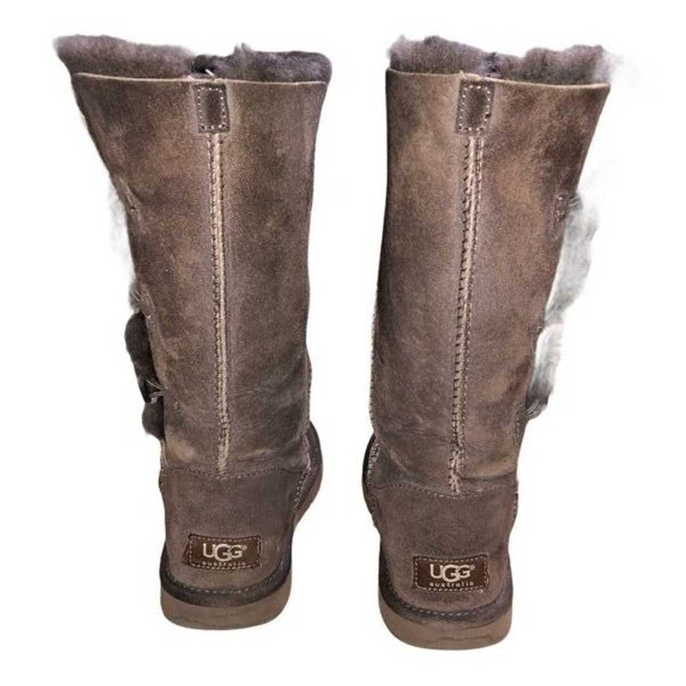UGG Bailey, 3 Button Brown Boots Authen - image 3