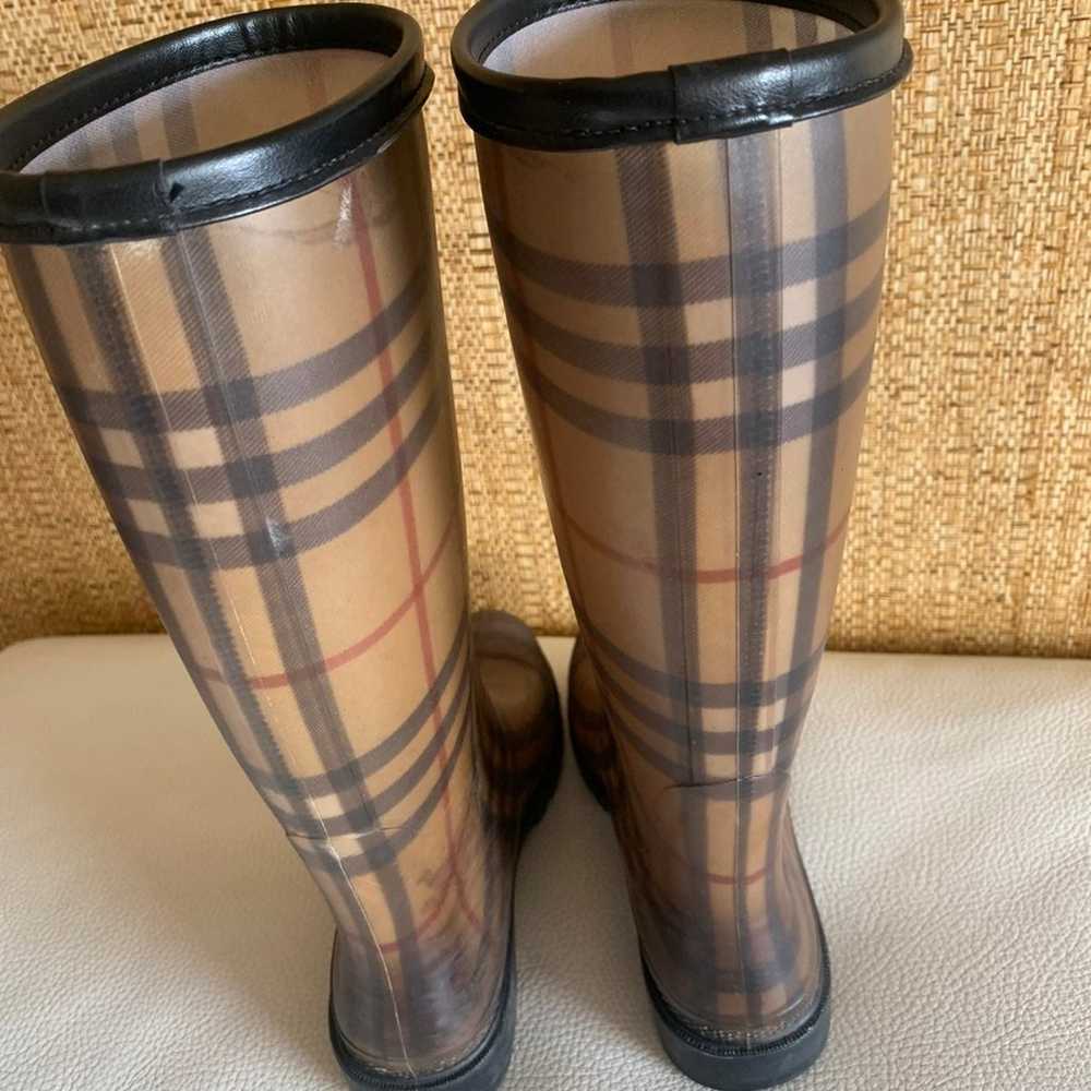 BURBERRY Authentic Rubber Printed Rain Boots. Siz… - image 5