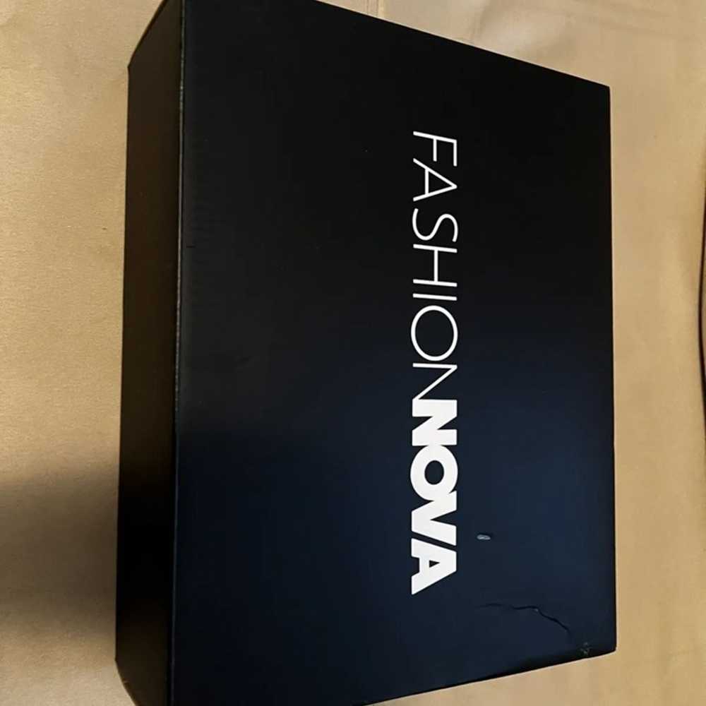 Fashion Nova Heels Platform Block Pumps Make You … - image 9