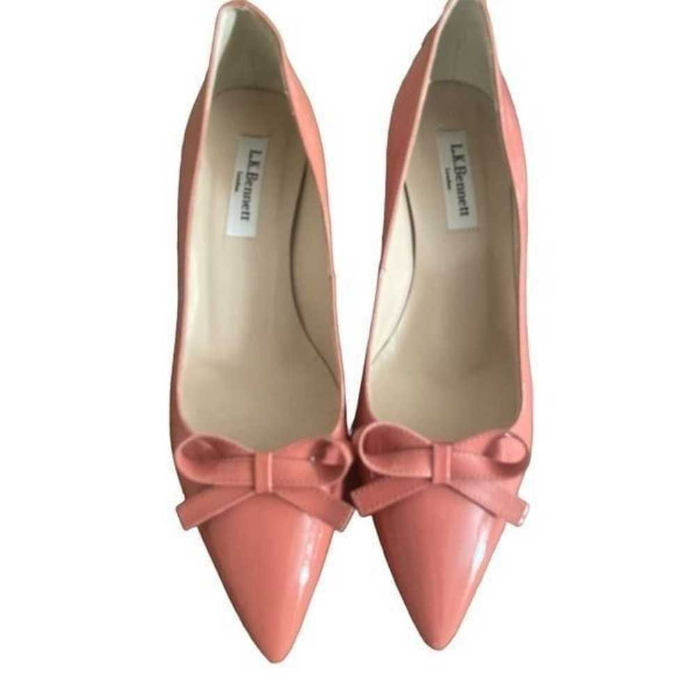 LK Bennett peachy pink never worn out patent bow … - image 3