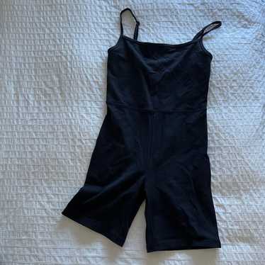 aritzia bodysuit size small