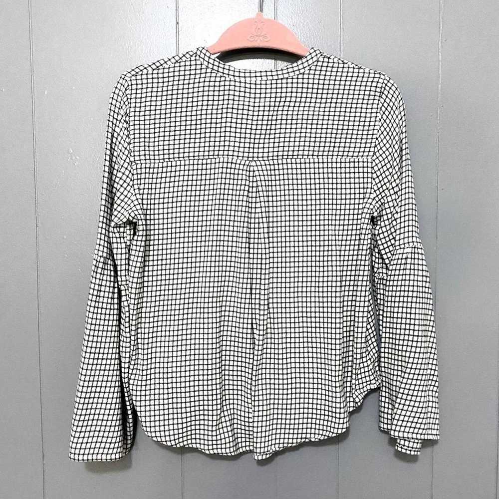 Madewell Madewell Black White Bell Sleeve Button … - image 7