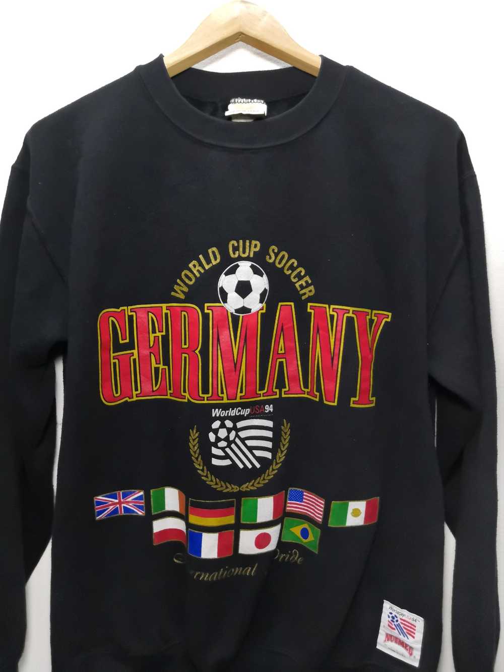 Fifa World Cup × Nutmeg Mills Vtg Black WorldCup … - image 4