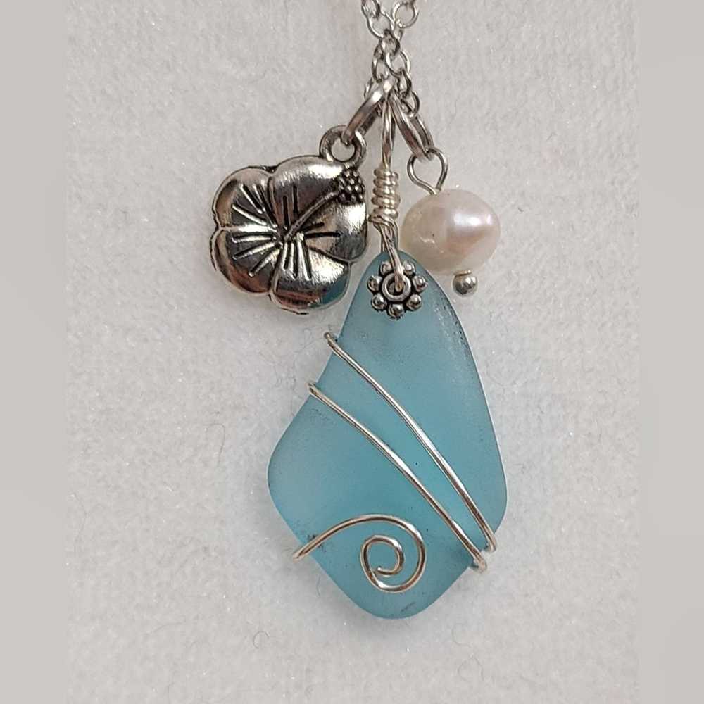 Handmade Hawaiian Wire Wrapped Sea Glass Necklace… - image 2