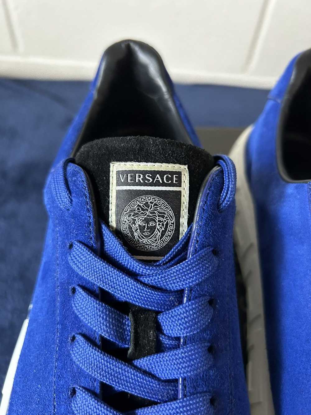 Versace VERY RARE Versace Greca Sneakers Lapis - image 9