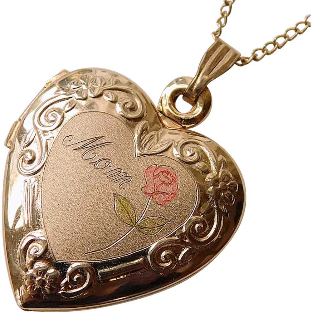 Gorgeous MOM Heart Gold Filled Vintage Locket Nec… - image 1