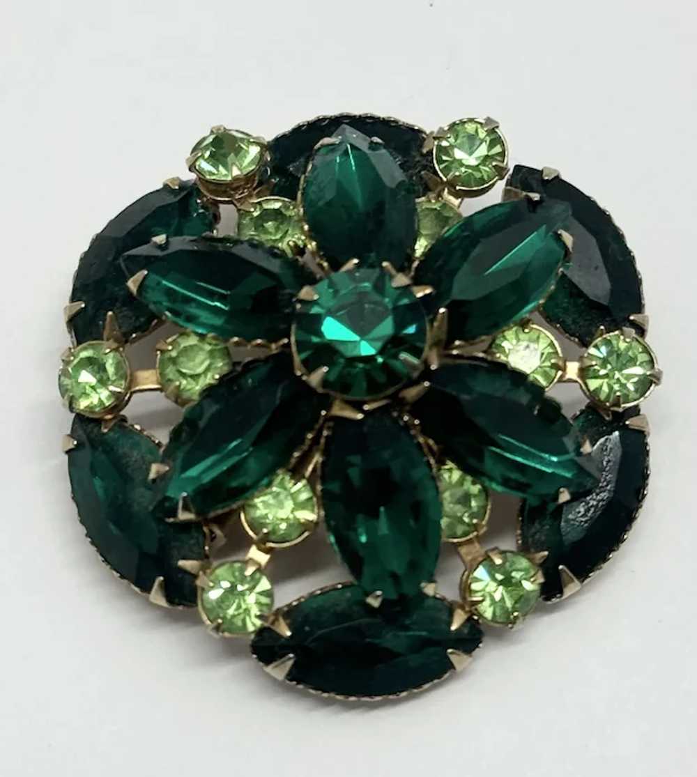 Vintage green glass rhinestone pin brooch - image 2