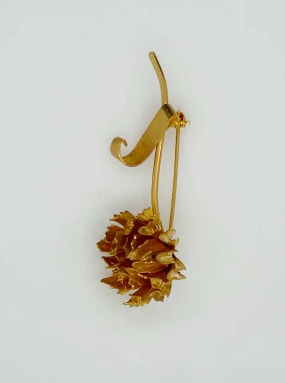 Striking Golden Vintage Flower Brooch - image 4