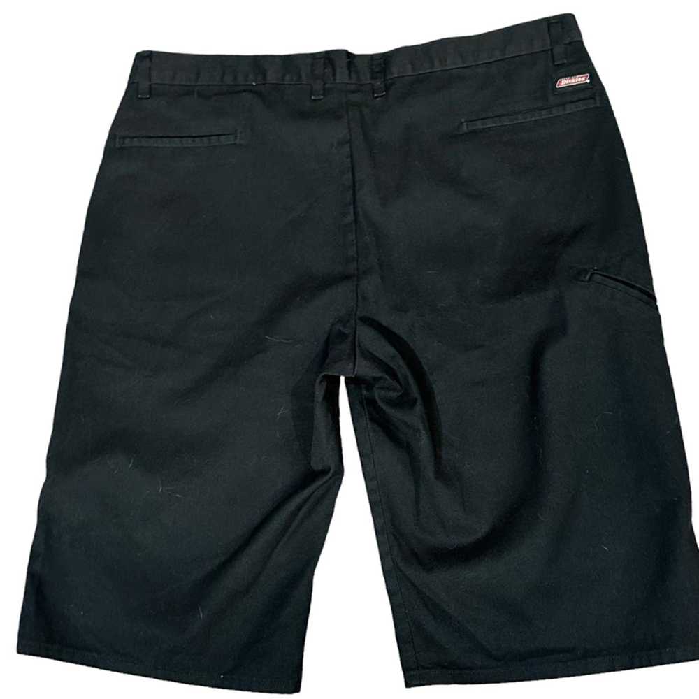 Dickies Dickies Black Bermuda Shorts in a Mens 40 - image 2