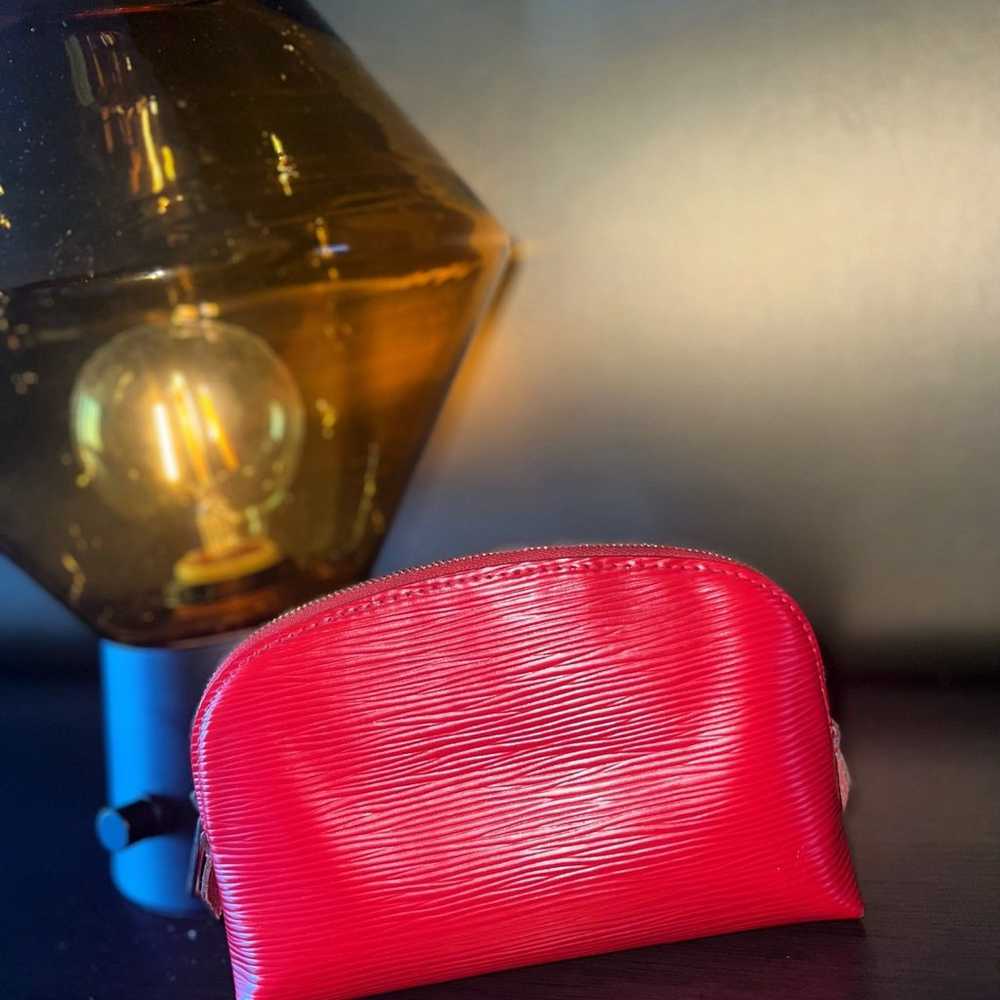 Louis Vuitton cosmetic pouch - image 4