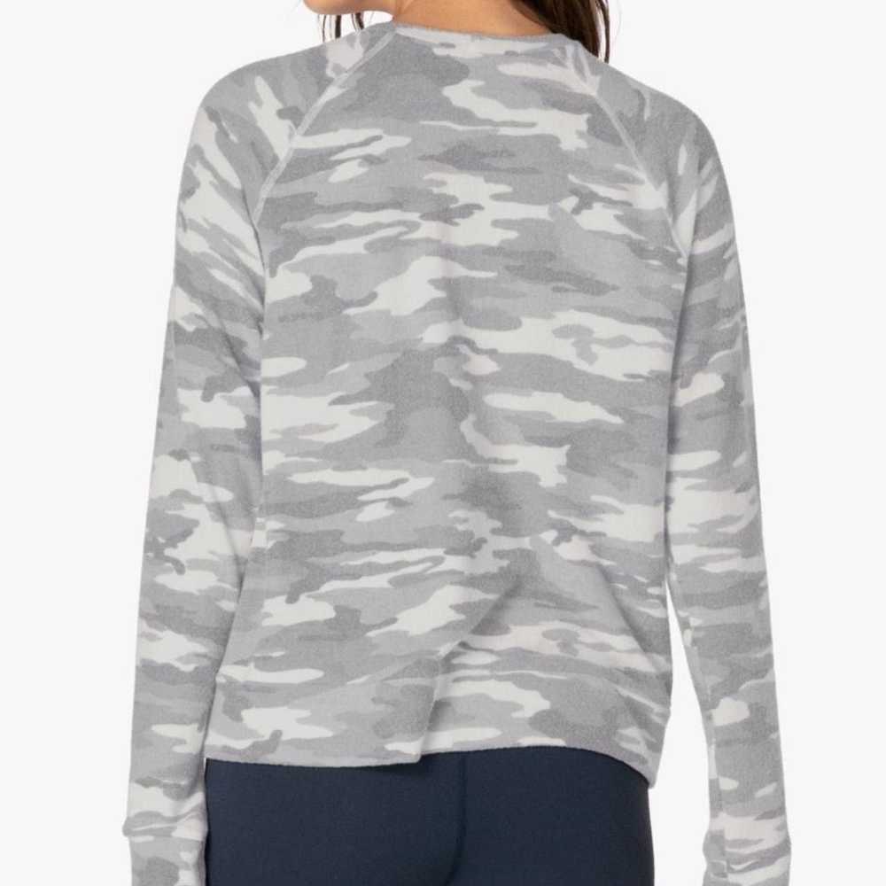 Beyond Yoga Beyond Yoga Camo Hacci Raglan Sleeve … - image 2