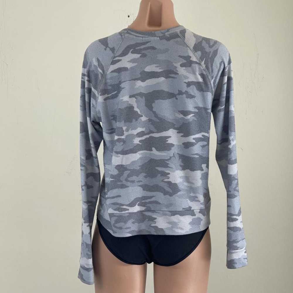 Beyond Yoga Beyond Yoga Camo Hacci Raglan Sleeve … - image 6