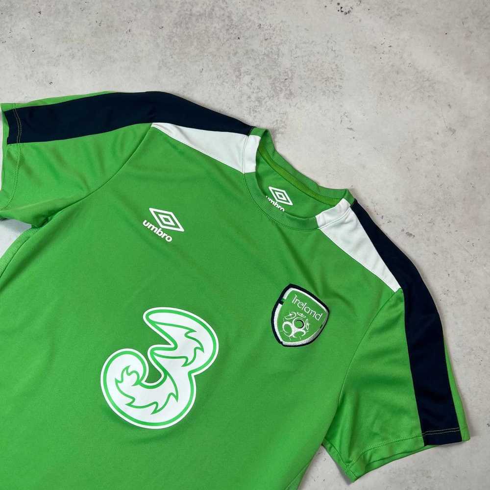 Soccer Jersey × Umbro Umbro Ireland Jersey - image 2