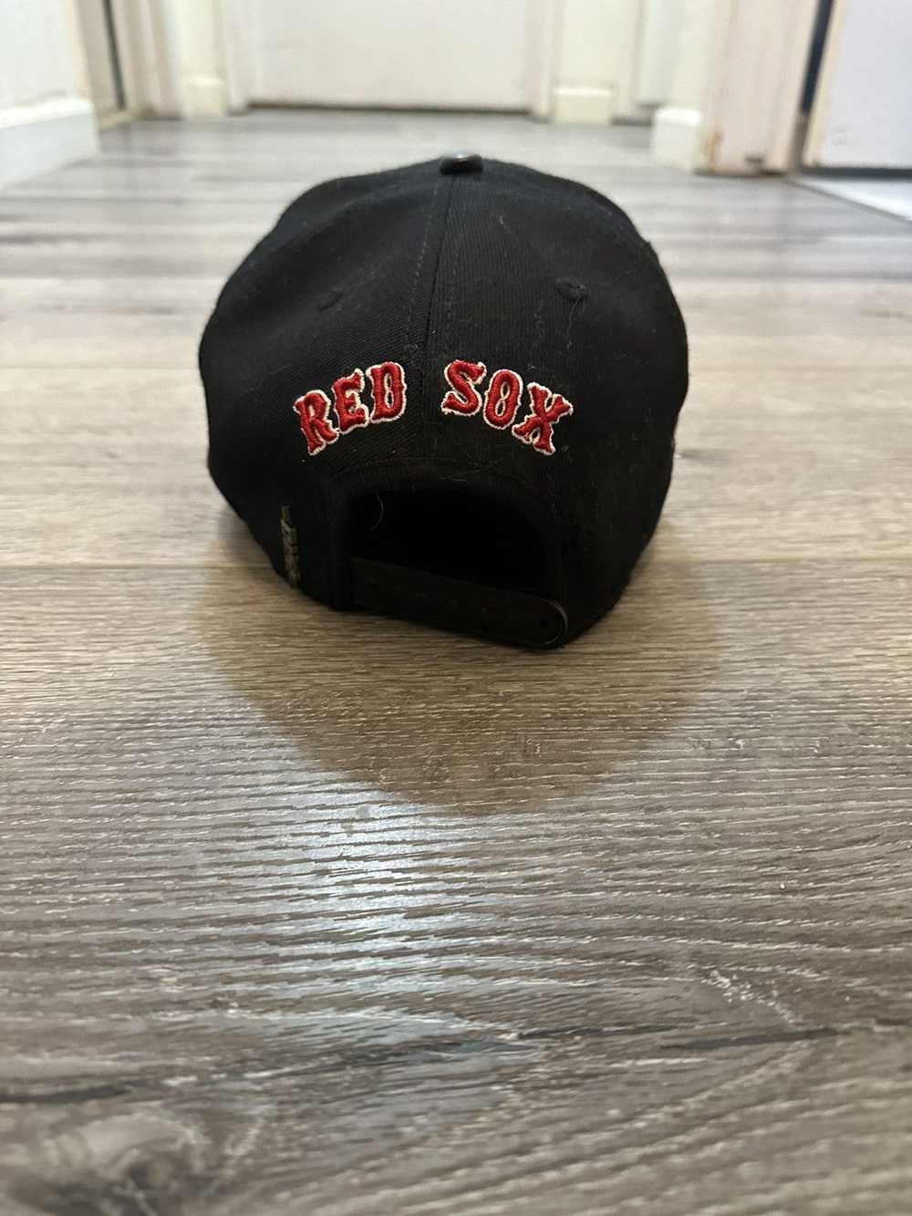 Boston Boston Red Sox had snap back - image 3