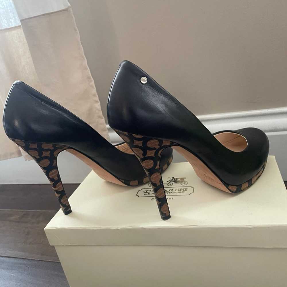 heels size 7 coach leather - image 1