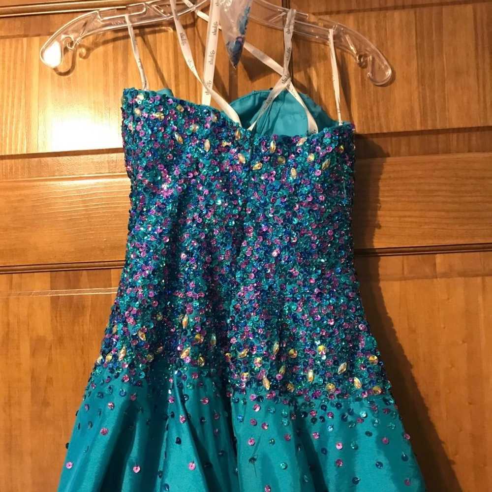 Prom dress - image 3