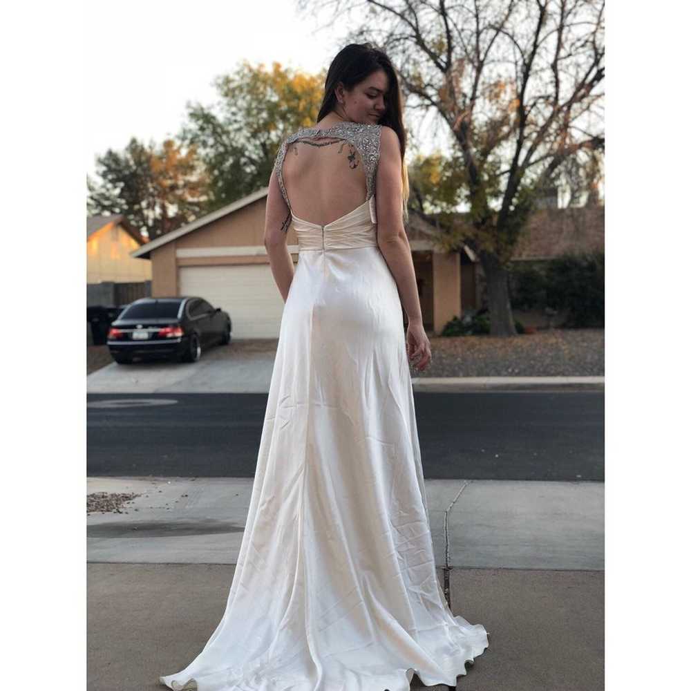 Stunning Wedding Dress Size 6 - image 2