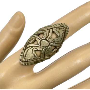 Afghan Ring, Vintage Kuchi, Middle Eastern, Etche… - image 1