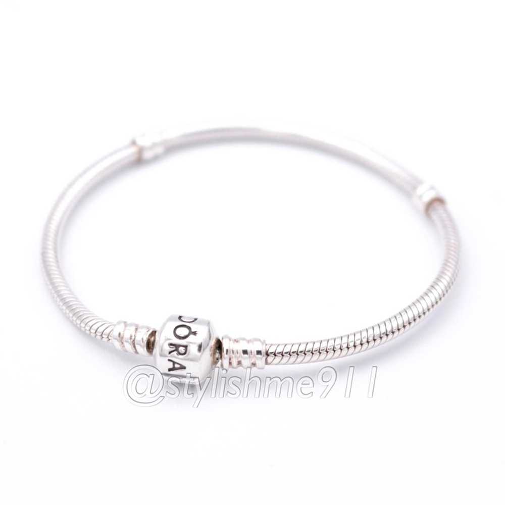 pandora PANDORA Moments Barrel Clasp Charm Bracel… - image 1