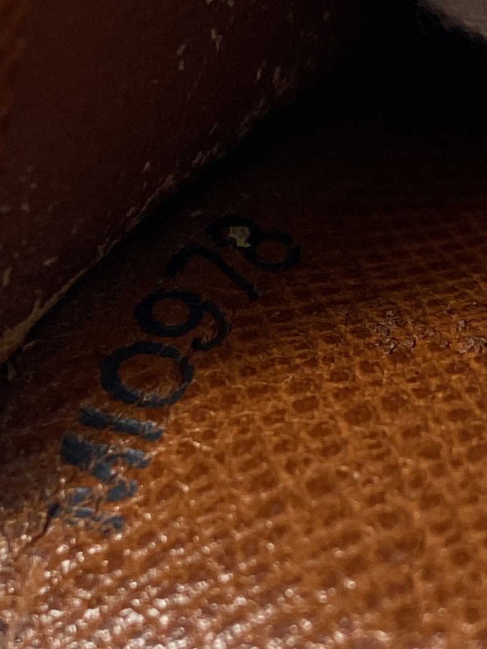 Louis Vuitton Monogram Kisslock Wallet - image 6