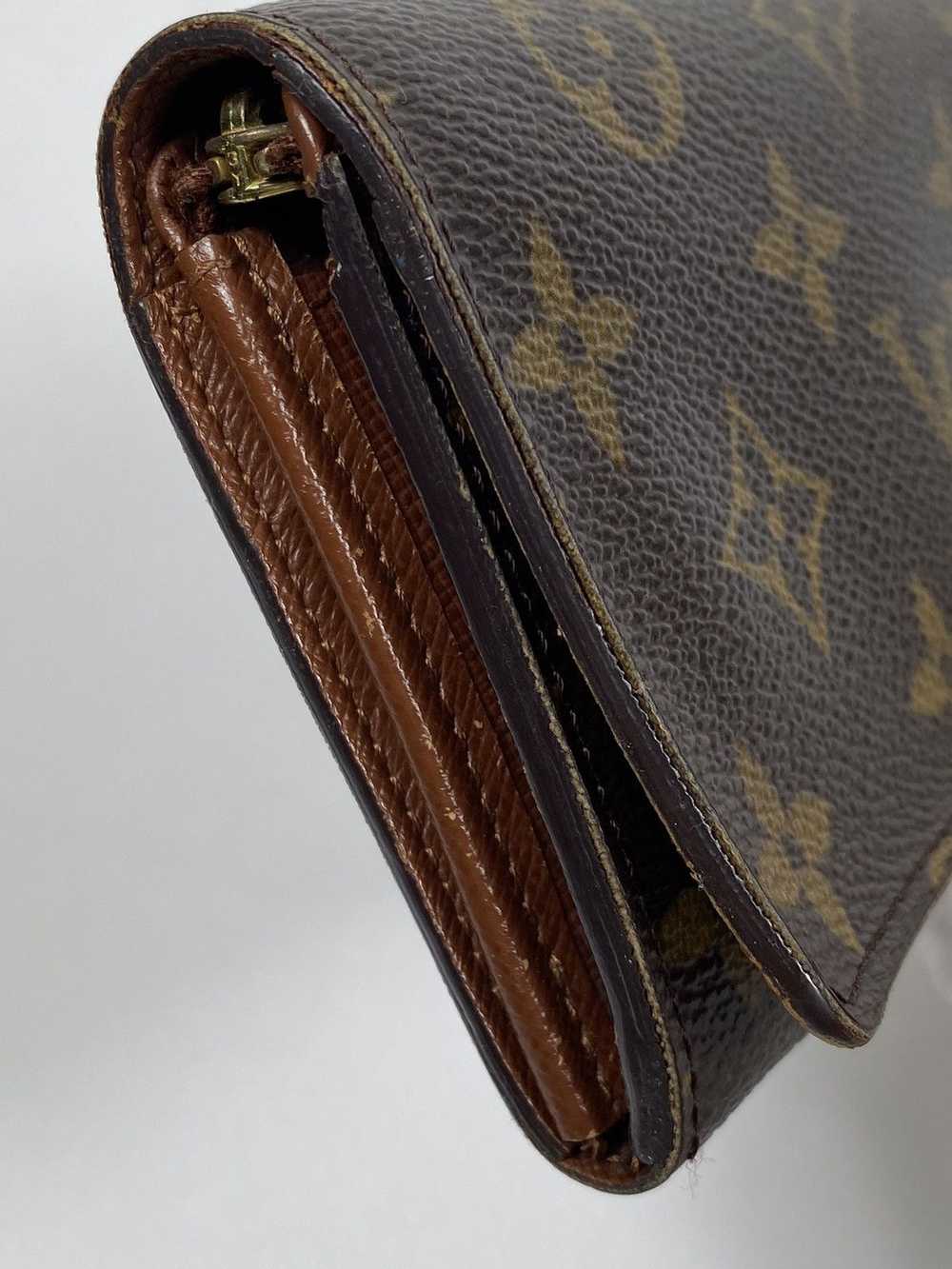 Louis Vuitton Monogram Zippy Wallet - image 12