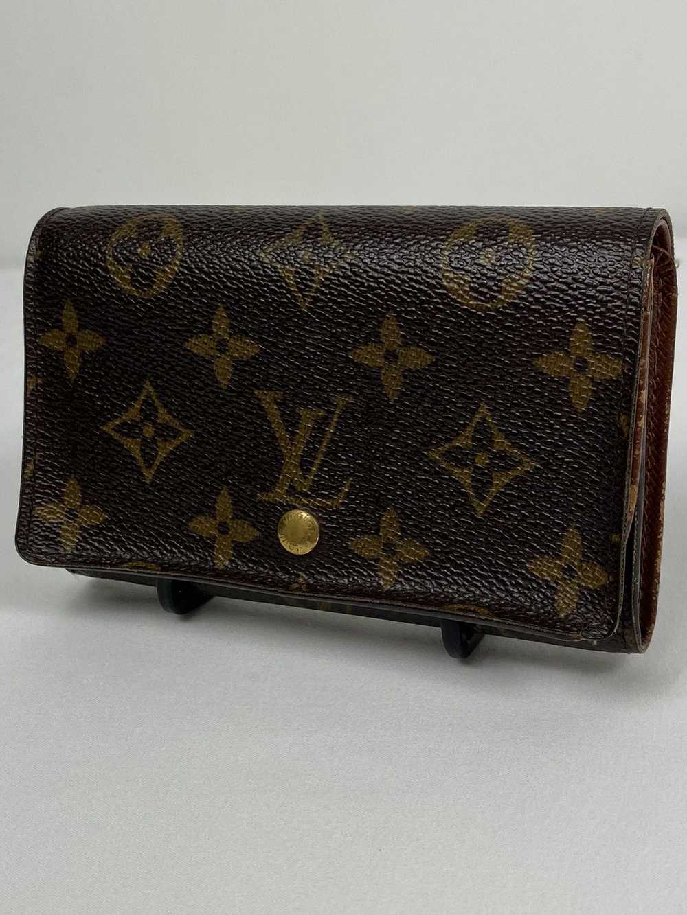 Louis Vuitton Monogram Zippy Wallet - image 2