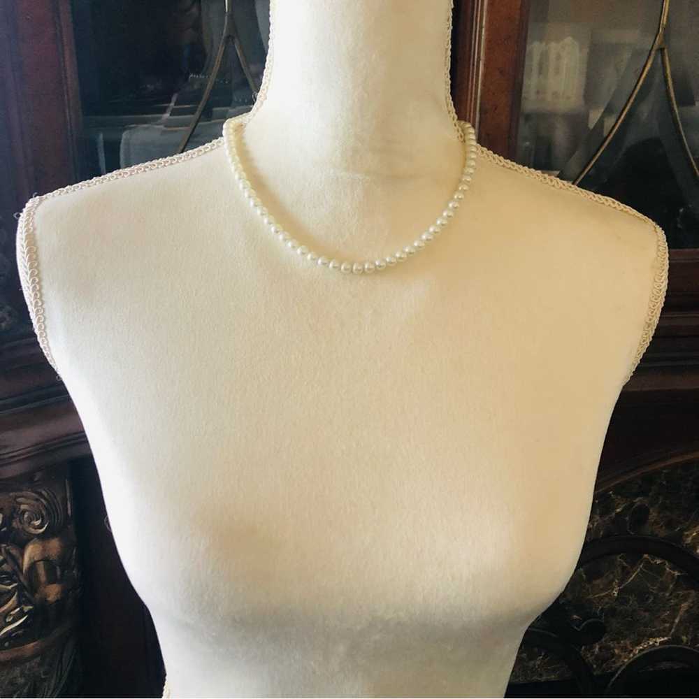Vintage Vintage elegant classy cream glass pearl … - image 5