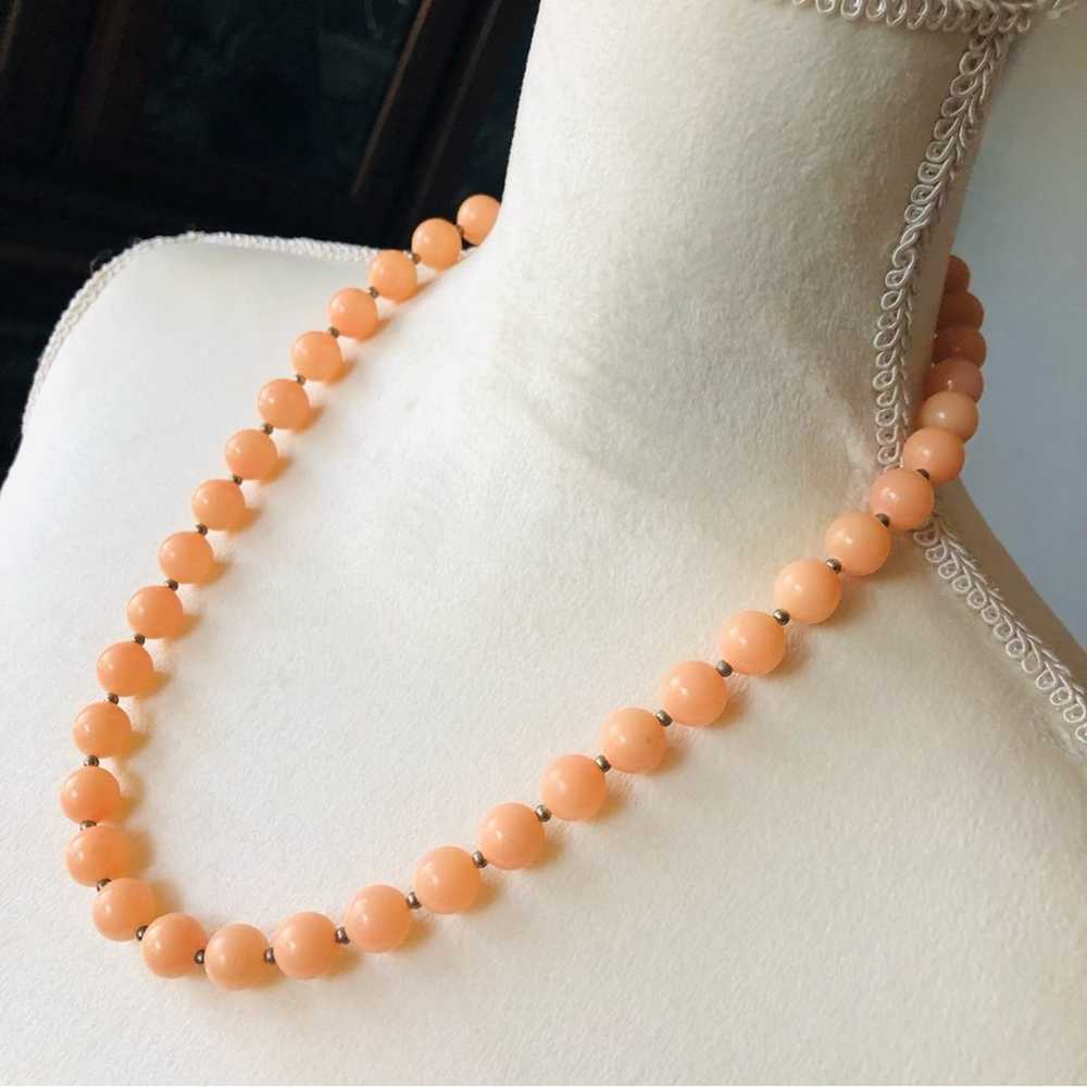 Vintage Vintage 60s-70s light peach beaded neckla… - image 4