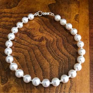 Vintage Vintage repaired hollow glass white pearl… - image 1