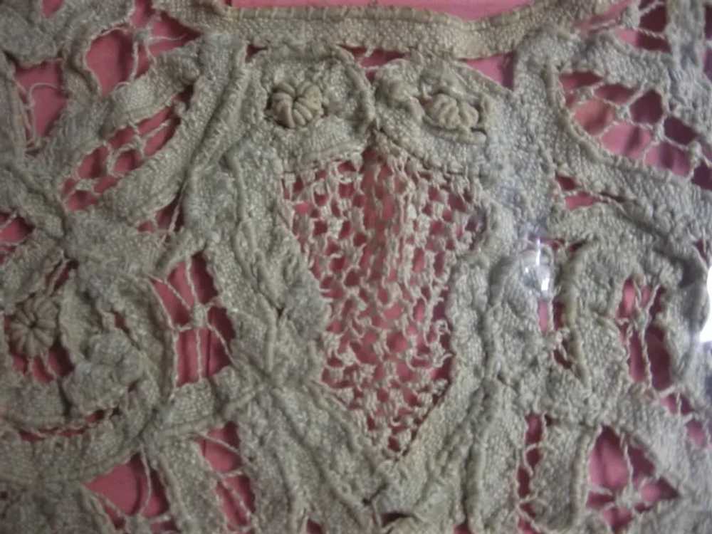 Wonderful Antique Handmade Lace Collar - image 2