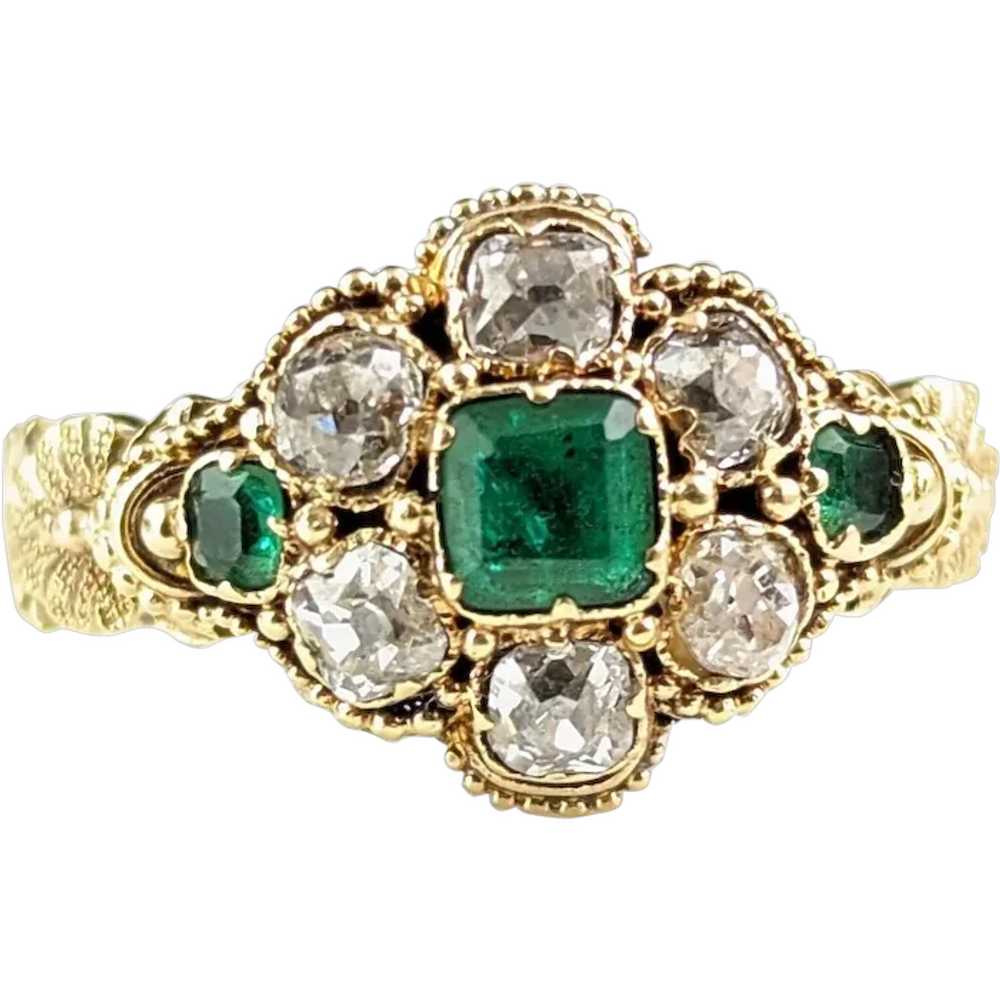 Antique Emerald and Diamond floral cluster ring, … - image 1