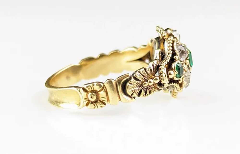 Antique Emerald and Diamond floral cluster ring, … - image 9