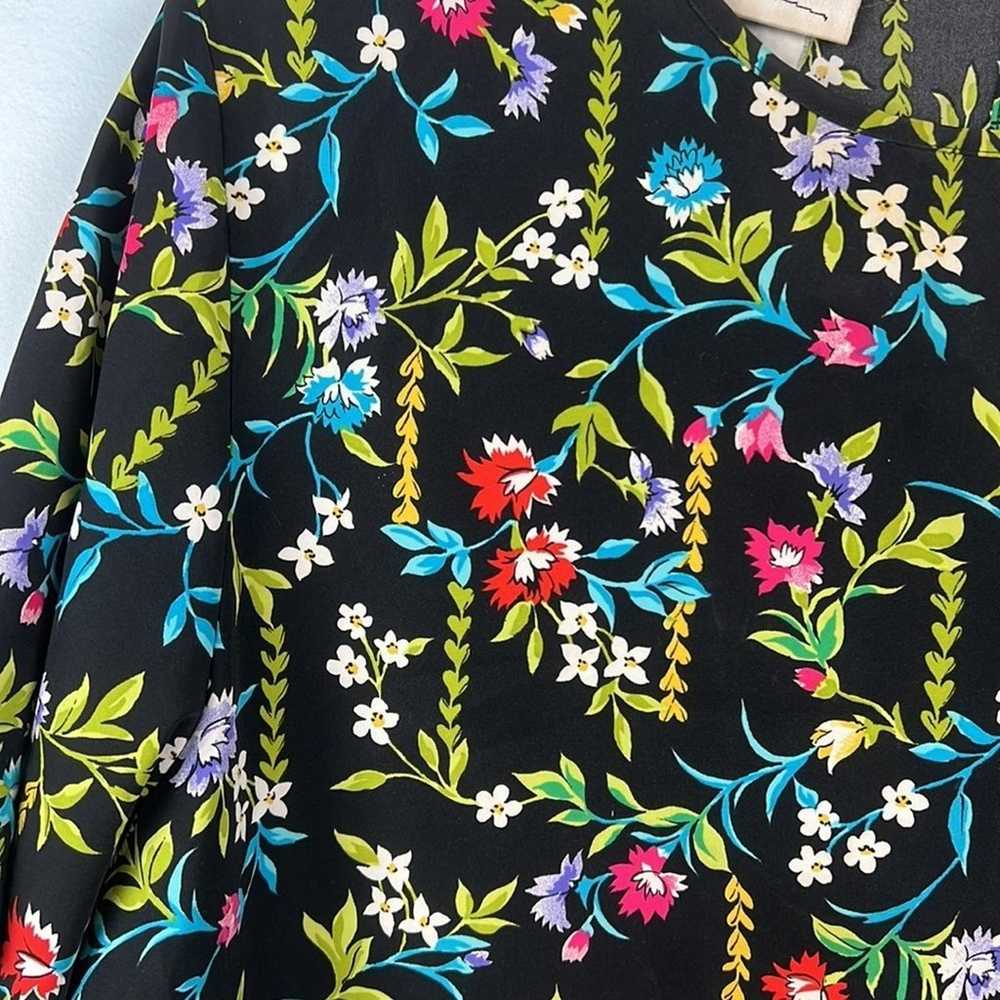 Vintage colorful dark floral short sleeve top - image 2